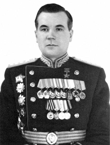 Главный Маршал артиллерии Неделин М.И.